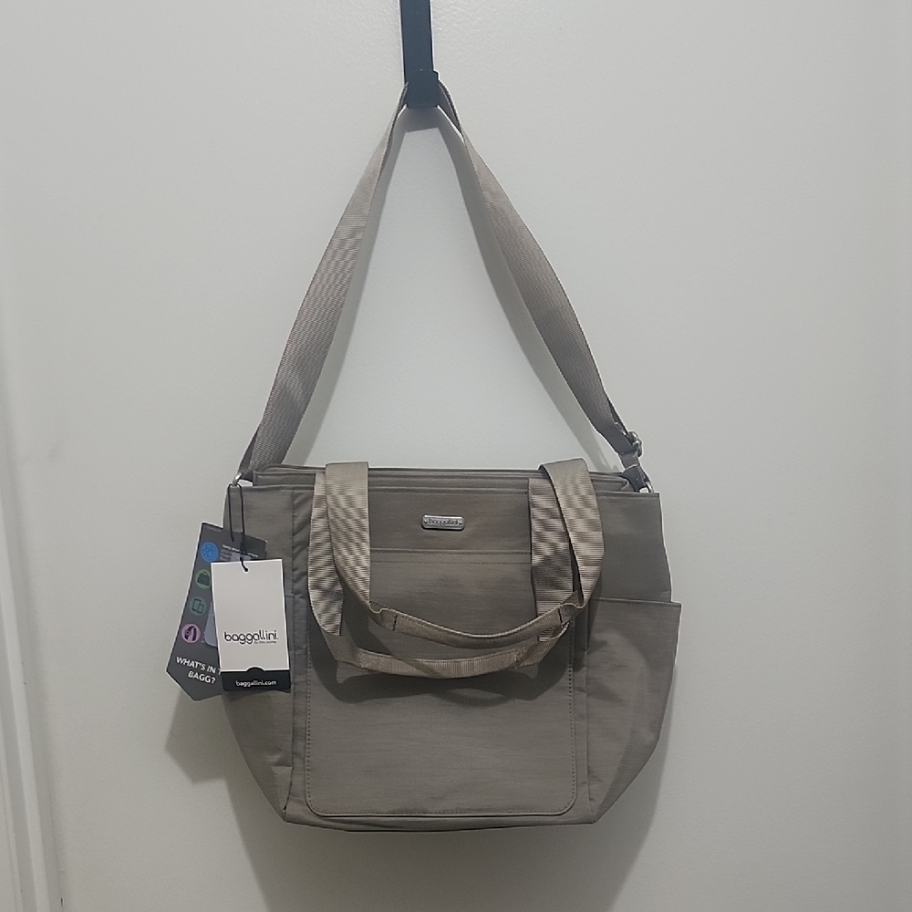 Baggallini Tote